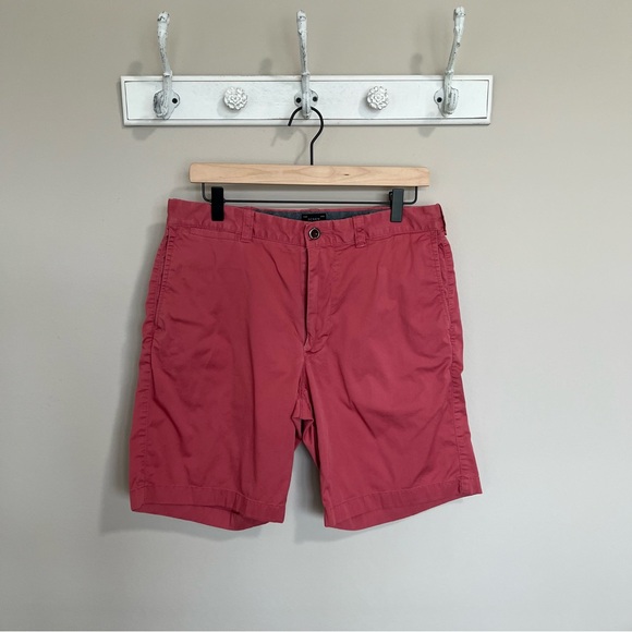 Men’s J. Crew 9” inseam Chino Short - Size 32 - Picture 1 of 10